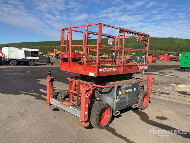 2015 Skyjack SJ6832 RT 4x4 Diesel Scissor Lift - Plataforma de tijeras: foto 4 2015 Skyjack SJ6832 RT 4x4 Diesel Scissor Lift - Plataforma de tijeras: foto 4
