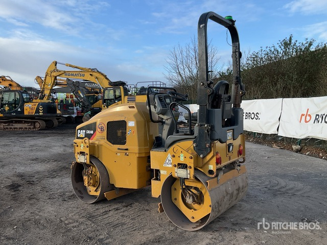 2016 Cat CB24B Double Drum Roller - Apisonadora de asfalto: foto 2 2016 Cat CB24B Double Drum Roller - Apisonadora de asfalto: foto 2