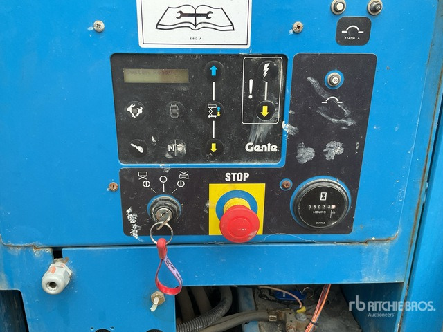 2016 Genie GS5390 4x4 Diesel Scissor Lift - Plataforma de tijeras: foto 5 2016 Genie GS5390 4x4 Diesel Scissor Lift - Plataforma de tijeras: foto 5