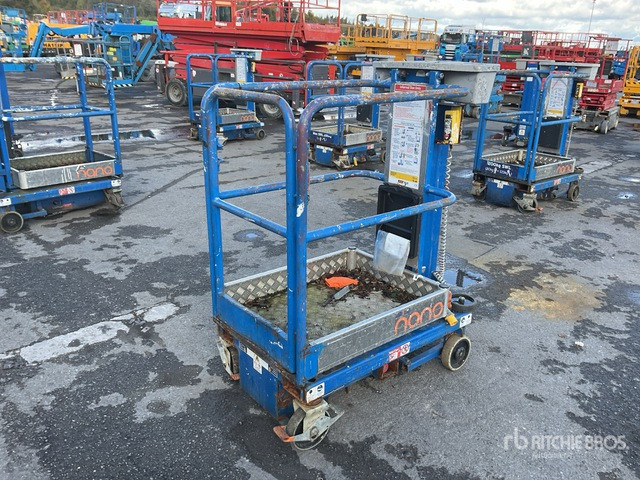 2017 Power Tower Nano Vertical Mast Lift - Plataforma de mástil vertical: foto 2 2017 Power Tower Nano Vertical Mast Lift - Plataforma de mástil vertical: foto 2