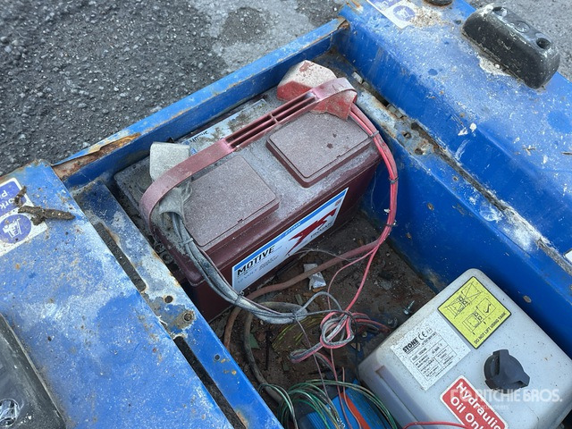 2017 Power Tower Nano Vertical Mast Lift - Plataforma de mástil vertical: foto 5 2017 Power Tower Nano Vertical Mast Lift - Plataforma de mástil vertical: foto 5