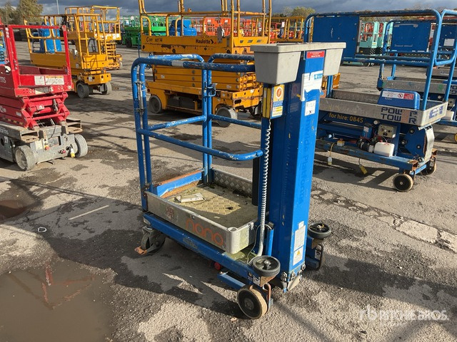 2017 Power Tower Nano Vertical Mast Lift - Plataforma de mástil vertical: foto 4 2017 Power Tower Nano Vertical Mast Lift - Plataforma de mástil vertical: foto 4