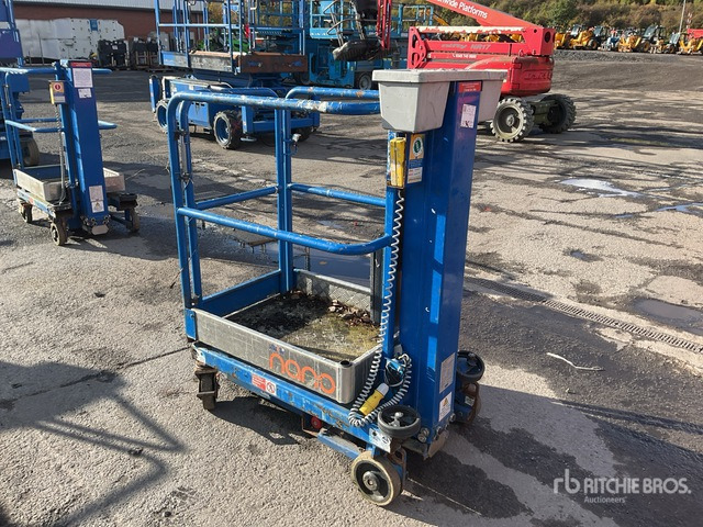 2017 Power Tower Nano Vertical Mast Lift - Plataforma de mástil vertical: foto 3 2017 Power Tower Nano Vertical Mast Lift - Plataforma de mástil vertical: foto 3