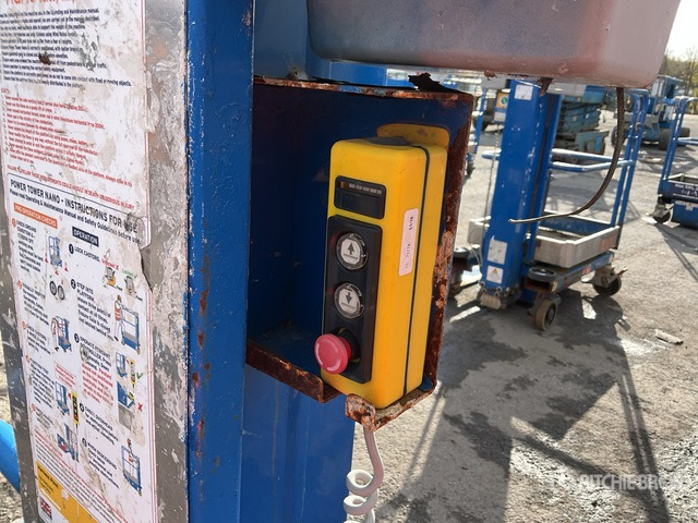 2017 Power Tower Nano Vertical Mast Lift - Plataforma de mástil vertical: foto 5 2017 Power Tower Nano Vertical Mast Lift - Plataforma de mástil vertical: foto 5