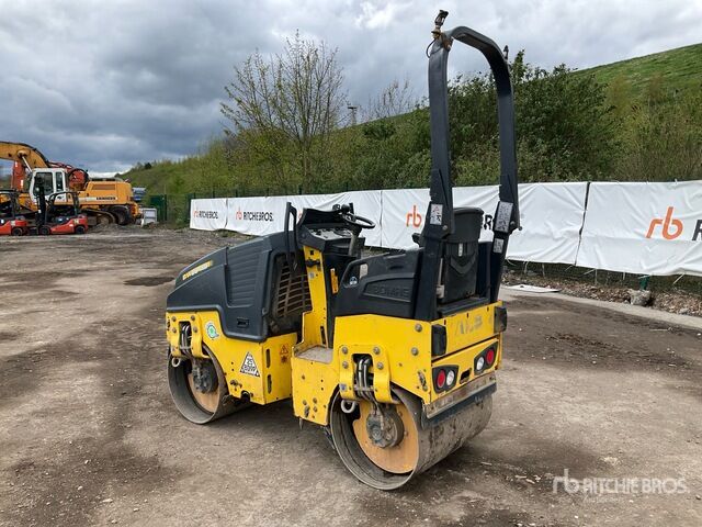 2022 Bomag BW80AD-5 Double Drum Roller - Apisonadora de asfalto: foto 2 2022 Bomag BW80AD-5 Double Drum Roller - Apisonadora de asfalto: foto 2
