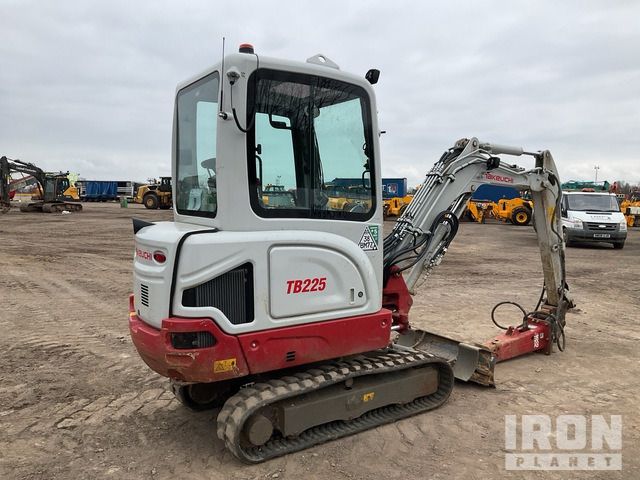 2024 Takeuchi TB225 Mini Excavator: <6.6t - Miniexcavadora: foto 3 2024 Takeuchi TB225 Mini Excavator: <6.6t - Miniexcavadora: foto 3