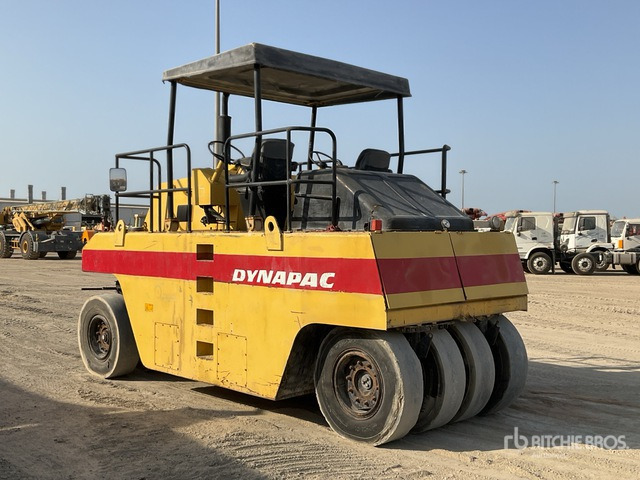2002 Dynapac CP 271 9 Wheel Pneumatic Roller - Rodillo de neumáticos: foto 4 2002 Dynapac CP 271 9 Wheel Pneumatic Roller - Rodillo de neumáticos: foto 4