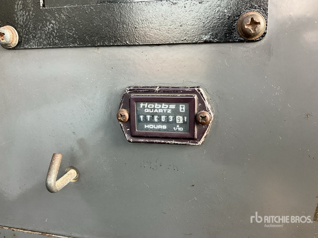 2005 Kobelco CKE1350 135 ton Lattice-Boom Crawler Crane - Grúa sobre orugas: foto 1 2005 Kobelco CKE1350 135 ton Lattice-Boom Crawler Crane - Grúa sobre orugas: foto 1