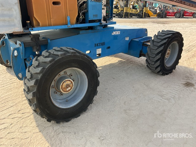 2006 Genie S85 4WD Diesel Telescopic Boom Lift - Plataforma telescopica: foto 5 2006 Genie S85 4WD Diesel Telescopic Boom Lift - Plataforma telescopica: foto 5