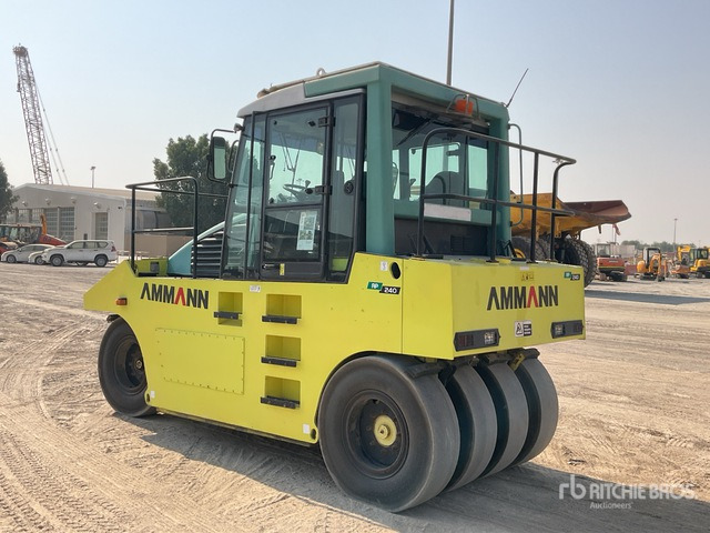 2008 Ammann AP240 8 Wheel Pneumatic Roller - Apisonadora de asfalto: foto 5 2008 Ammann AP240 8 Wheel Pneumatic Roller - Apisonadora de asfalto: foto 5