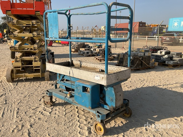 2008 Power Towers 6 mtr Vertical Mast Lift - Plataforma de mástil vertical: foto 1 2008 Power Towers 6 mtr Vertical Mast Lift - Plataforma de mástil vertical: foto 1