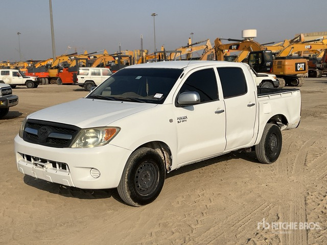 2008 Toyota Hilux 4x2 Crew Cab Pickup - Pick-up: foto 1 2008 Toyota Hilux 4x2 Crew Cab Pickup - Pick-up: foto 1