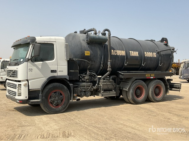 2008 Volvo FM400 6x4 20000 Liters Vacuum Tanker Truck - Limpieza de alcantarillado: foto 2 2008 Volvo FM400 6x4 20000 Liters Vacuum Tanker Truck - Limpieza de alcantarillado: foto 2