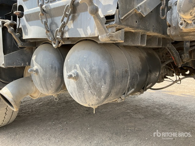 2008 Volvo FM400 6x4 20000 Liters Vacuum Tanker Truck - Limpieza de alcantarillado: foto 5 2008 Volvo FM400 6x4 20000 Liters Vacuum Tanker Truck - Limpieza de alcantarillado: foto 5