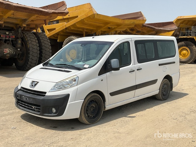 2010 Peugeot Expert Tepee - Furgoneta de pasajeros: foto 2 2010 Peugeot Expert Tepee - Furgoneta de pasajeros: foto 2