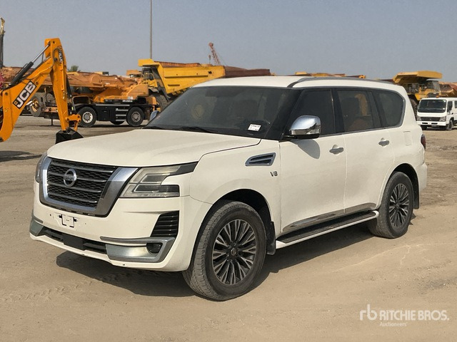 2015 Nissan Patrol Platinum 4x4 SUV - SUV/ Todoterreno: foto 2 2015 Nissan Patrol Platinum 4x4 SUV - SUV/ Todoterreno: foto 2