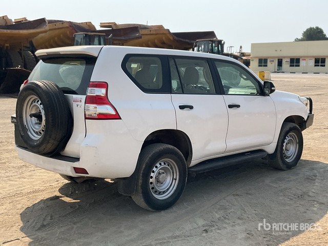 2015 Toyota Prado TX 150L 4x4 SUV - SUV/ Todoterreno: foto 3 2015 Toyota Prado TX 150L 4x4 SUV - SUV/ Todoterreno: foto 3