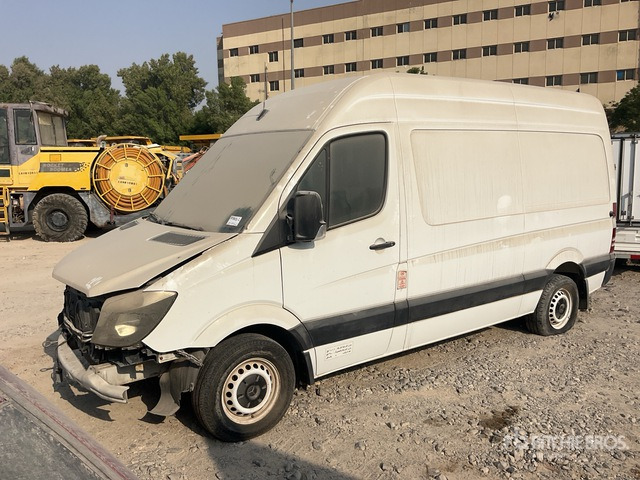 2016 Mercedes-Benz Sprinter 316 (Inoperable) Cargo Van - Furgón: foto 1 2016 Mercedes-Benz Sprinter 316 (Inoperable) Cargo Van - Furgón: foto 1
