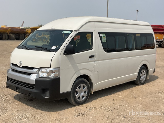 2019 Toyota Hiace 4x2 14-Seat Mini Bus - Minibús, Furgoneta de pasajeros: foto 2 2019 Toyota Hiace 4x2 14-Seat Mini Bus - Minibús, Furgoneta de pasajeros: foto 2
