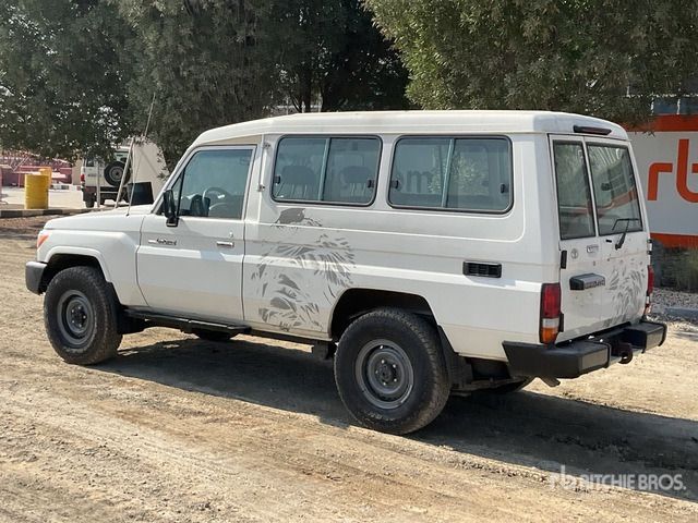 2020 Toyota Land Cruiser 78L 4x4 SUV - SUV/ Todoterreno: foto 2 2020 Toyota Land Cruiser 78L 4x4 SUV - SUV/ Todoterreno: foto 2