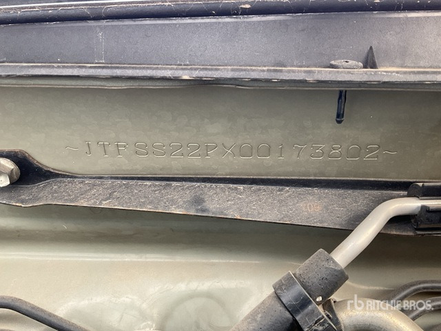 2018 Toyota Hiace 4x2 11-Seat Mini Bus - Autobús: foto 1 2018 Toyota Hiace 4x2 11-Seat Mini Bus - Autobús: foto 1