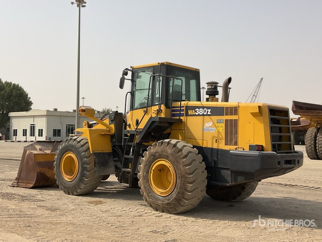 Komatsu WA380Z-6 - Cargadora de ruedas: foto 4 Komatsu WA380Z-6 - Cargadora de ruedas: foto 4