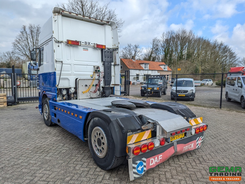 DAF 95XF.480 4x2 Superspacecab Euro3 - Handgeschakeld - Limited Edition Interieur - Side Skirts - Luchthoorns - Cabeza tractora: foto 4 DAF 95XF.480 4x2 Superspacecab Euro3 - Handgeschakeld - Limited Edition Interieur - Side Skirts - Luchthoorns - Cabeza tractora: foto 4