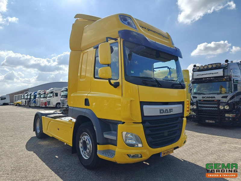 DAF CF 400 FT 4x2 Spacecab Euro6A - Side Skirts - SMARTTacho V2 - Cabeza tractora: foto 2 DAF CF 400 FT 4x2 Spacecab Euro6A - Side Skirts - SMARTTacho V2 - Cabeza tractora: foto 2
