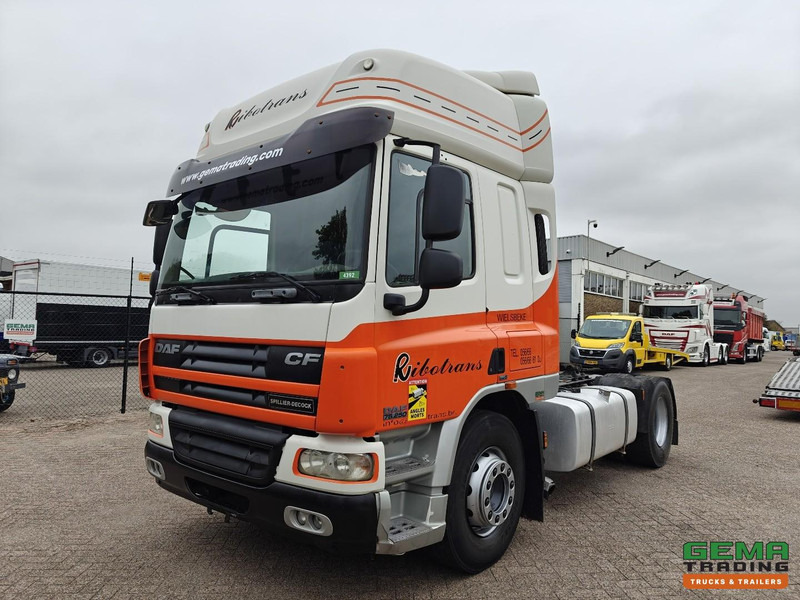 DAF CF75.250 4x2 SpaceCab Euro5 - Handgeschakeld - Airco - Cabeza tractora: foto 1 DAF CF75.250 4x2 SpaceCab Euro5 - Handgeschakeld - Airco - Cabeza tractora: foto 1