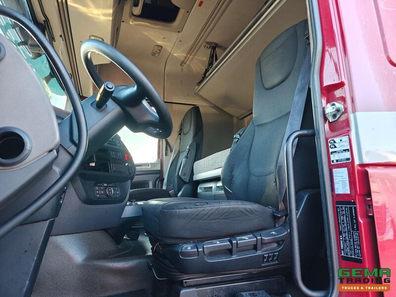 DAF XF 430 FT 4x2 SpaceCab Euro6C - Dubbele tank - SmartTacho V2 - 13 Liter Motor - Cabeza tractora: foto 5 DAF XF 430 FT 4x2 SpaceCab Euro6C - Dubbele tank - SmartTacho V2 - 13 Liter Motor - Cabeza tractora: foto 5