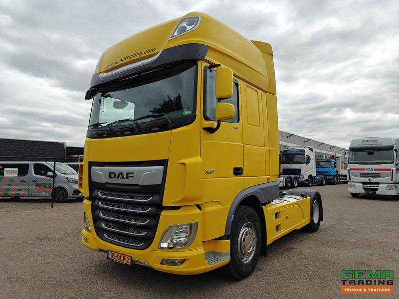 DAF XF 450 FT 4x2 Superspacecab Euro6C - Retarder - Dubbele Tanks - Standairco - SMARTTacho V2 - 05/2026 APK - Cabeza tractora: foto 1 DAF XF 450 FT 4x2 Superspacecab Euro6C - Retarder - Dubbele Tanks - Standairco - SMARTTacho V2 - 05/2026 APK - Cabeza tractora: foto 1