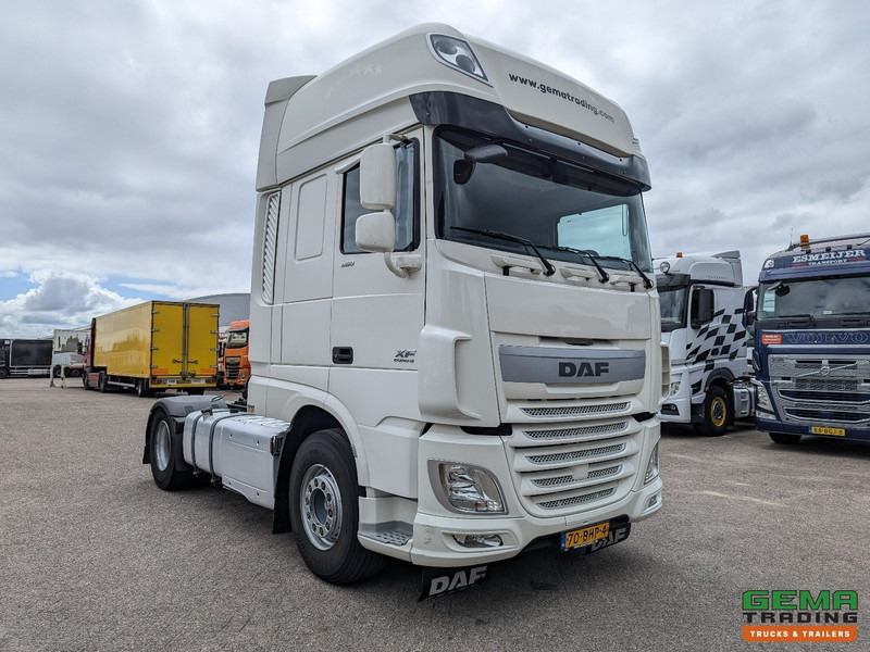 DAF XF 460 FT 4x2 Superspacecab Euro6A - Dubbele tanks - Navi - 11/2025APK - Cabeza tractora: foto 2 DAF XF 460 FT 4x2 Superspacecab Euro6A - Dubbele tanks - Navi - 11/2025APK - Cabeza tractora: foto 2