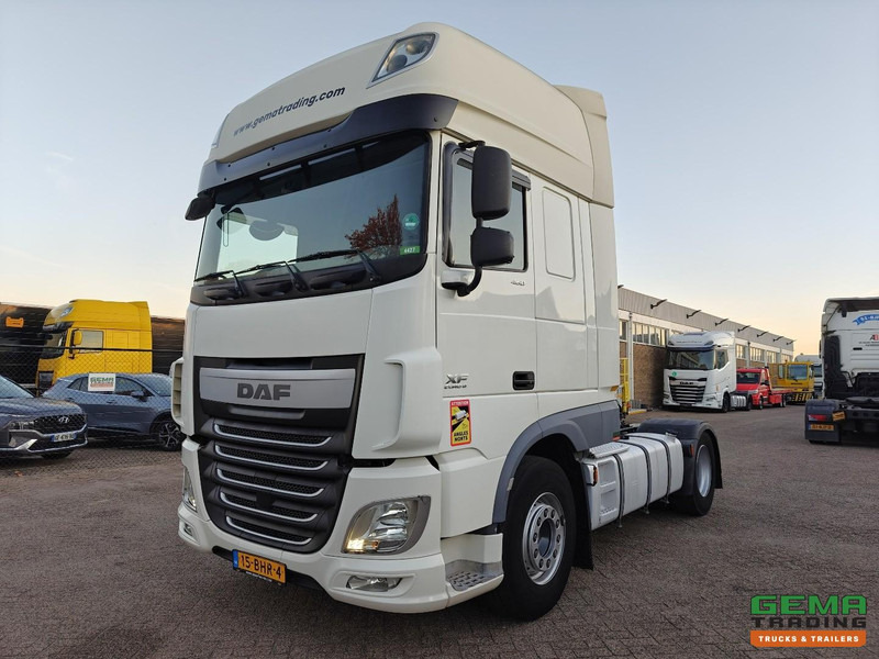 DAF XF 460 FT 4x2 Superspacecab Euro6C - Dubbele tanks - Rema - Cabeza tractora: foto 1 DAF XF 460 FT 4x2 Superspacecab Euro6C - Dubbele tanks - Rema - Cabeza tractora: foto 1