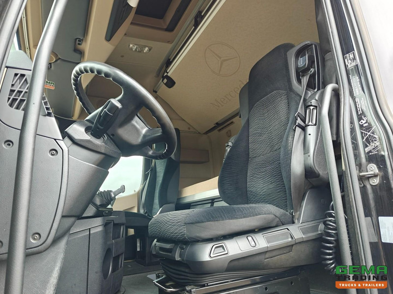 Mercedes-Benz Actros 1942 4x2 Megaspace Euro6 - Dubbele Tanks - SneeuwKettingen - SMARTTacho V2 - 02/2026 APK - Cabeza tractora: foto 5 Mercedes-Benz Actros 1942 4x2 Megaspace Euro6 - Dubbele Tanks - SneeuwKettingen - SMARTTacho V2 - 02/2026 APK - Cabeza tractora: foto 5