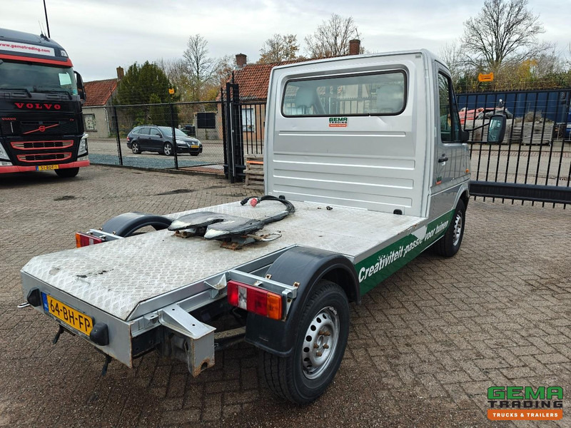 Volkswagen Lt 35 2.5 TDI BE-Trekker - Handgeschakeld - 5 Cil. - Blad geveerd - 136.000km - Cabeza tractora: foto 4 Volkswagen Lt 35 2.5 TDI BE-Trekker - Handgeschakeld - 5 Cil. - Blad geveerd - 136.000km - Cabeza tractora: foto 4