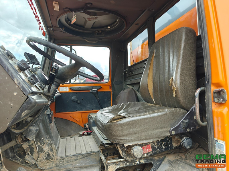 Mercedes-Benz Unimog 1300L 4x4 Handgeschakeld - GeslotenBak - PTO - Hydr. steunpoten - Webasto - SondeerWagen - Camión: foto 5 Mercedes-Benz Unimog 1300L 4x4 Handgeschakeld - GeslotenBak - PTO - Hydr. steunpoten - Webasto - SondeerWagen - Camión: foto 5
