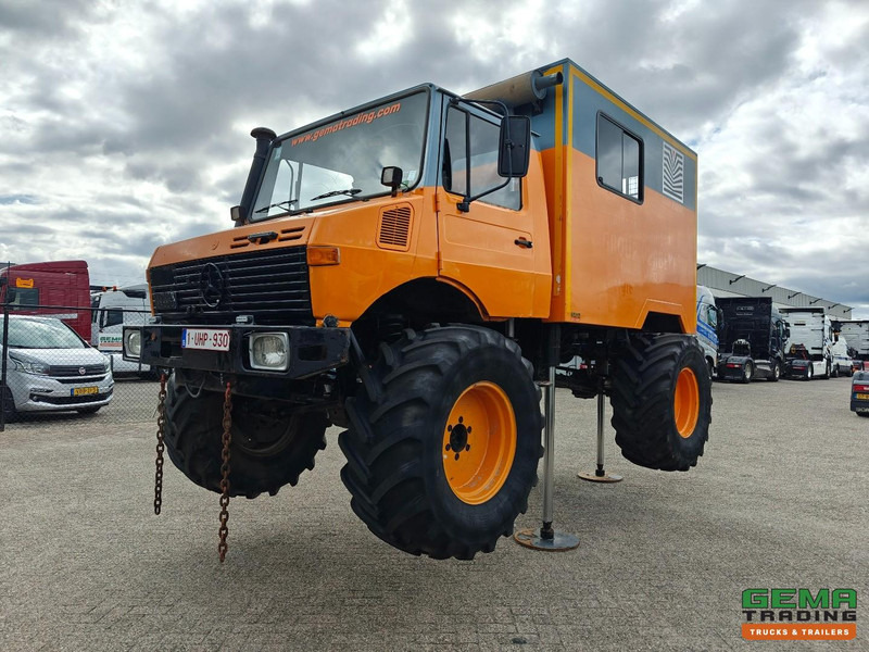 Mercedes-Benz Unimog 1300L 4x4 Handgeschakeld - GeslotenBak - PTO - Hydr. steunpoten - Webasto - SondeerWagen - Camión: foto 1 Mercedes-Benz Unimog 1300L 4x4 Handgeschakeld - GeslotenBak - PTO - Hydr. steunpoten - Webasto - SondeerWagen - Camión: foto 1