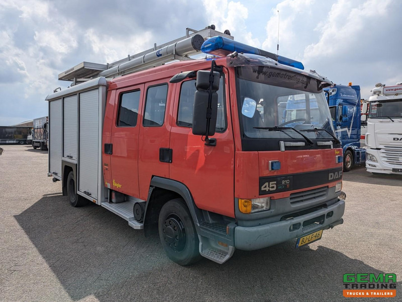 DAF AE45CE 210FF 4x2 Euro2 Ziegler TS08 LD2.800 HD265 T1.500Liters - 8 persoons - ManualGearbox - Camión de bomberos: foto 4 DAF AE45CE 210FF 4x2 Euro2 Ziegler TS08 LD2.800 HD265 T1.500Liters - 8 persoons - ManualGearbox - Camión de bomberos: foto 4