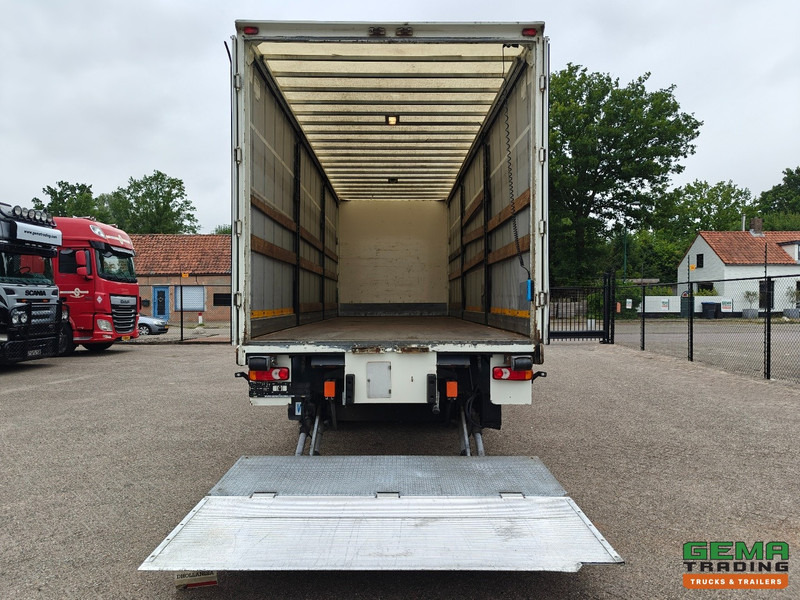 DAF CF 310 4x2 SpaceCab Euro6 - Schuifzeilenbak 7.7M + Laadklep 1500KG - 10/2025 APK - Camión lona: foto 4 DAF CF 310 4x2 SpaceCab Euro6 - Schuifzeilenbak 7.7M + Laadklep 1500KG - 10/2025 APK - Camión lona: foto 4