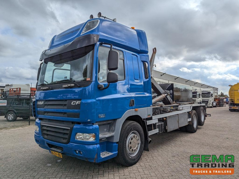 DAF FAS CF85.410 6x2 Euro5 FAS CF85.410 6x2 Spacecab Euro5 - HaakarmSysteem AJK 20T - KlapBumper - Vangmuilkoppeling - Lift-As - Multibasculante camión: foto 1 DAF FAS CF85.410 6x2 Euro5 FAS CF85.410 6x2 Spacecab Euro5 - HaakarmSysteem AJK 20T - KlapBumper - Vangmuilkoppeling - Lift-As - Multibasculante camión: foto 1
