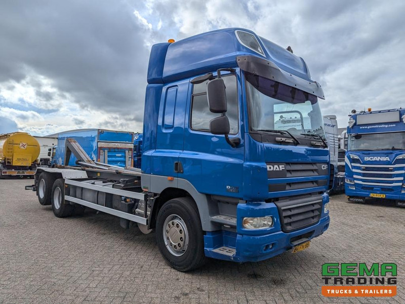 DAF FAS CF85.410 6x2 Euro5 FAS CF85.410 6x2 Spacecab Euro5 - HaakarmSysteem AJK 20T - KlapBumper - Vangmuilkoppeling - Lift-As - Multibasculante camión: foto 3 DAF FAS CF85.410 6x2 Euro5 FAS CF85.410 6x2 Spacecab Euro5 - HaakarmSysteem AJK 20T - KlapBumper - Vangmuilkoppeling - Lift-As - Multibasculante camión: foto 3