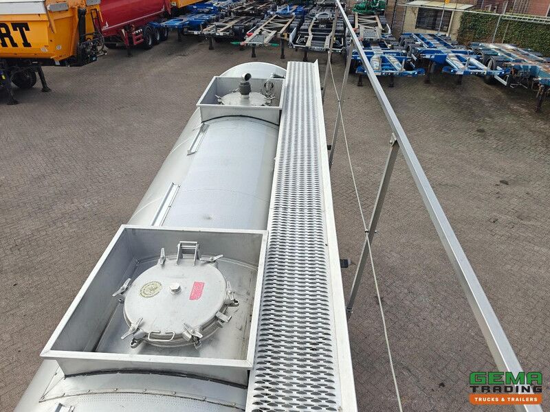 Magyar SR A1 SD2A0N SRMAGS 25000L - Chemie/Agro Geïsolleerde Tank - Hydraulische Lospomp - 1 Compartiment - Alcoa - 5380KG - SAF assen Schijfrem - Cisterna semirremolque: foto 5 Magyar SR A1 SD2A0N SRMAGS 25000L - Chemie/Agro Geïsolleerde Tank - Hydraulische Lospomp - 1 Compartiment - Alcoa - 5380KG - SAF assen Schijfrem - Cisterna semirremolque: foto 5