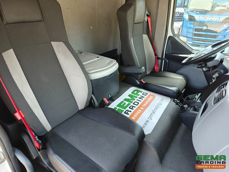 Camión caja cerrada Renault D240 4x2 HalveSlaapcab Euro6E - Gesloten Bak 7.2m - Laadklep 1500kg - 02/2026 APK: foto 17
