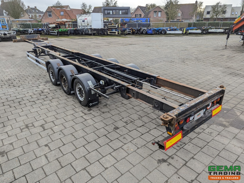 Renders ROC 12.27 CC 3-Assen MB - Schijfremmen - Achterschuiver - 40/45FT - Portacontenedore/ Intercambiable semirremolque: foto 4 Renders ROC 12.27 CC 3-Assen MB - Schijfremmen - Achterschuiver - 40/45FT - Portacontenedore/ Intercambiable semirremolque: foto 4