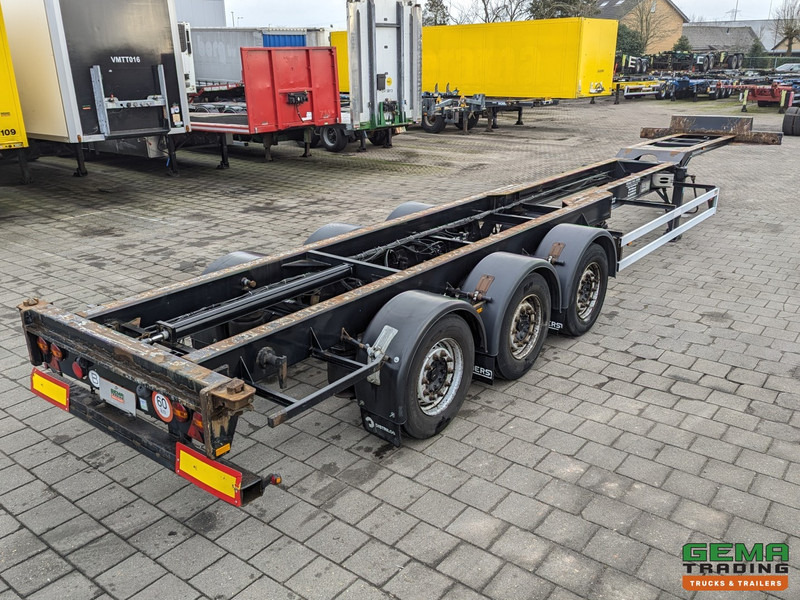 Renders ROC 12.27 CC 3-Assen MB - Schijfremmen - Achterschuiver - 40/45FT - Portacontenedore/ Intercambiable semirremolque: foto 3 Renders ROC 12.27 CC 3-Assen MB - Schijfremmen - Achterschuiver - 40/45FT - Portacontenedore/ Intercambiable semirremolque: foto 3