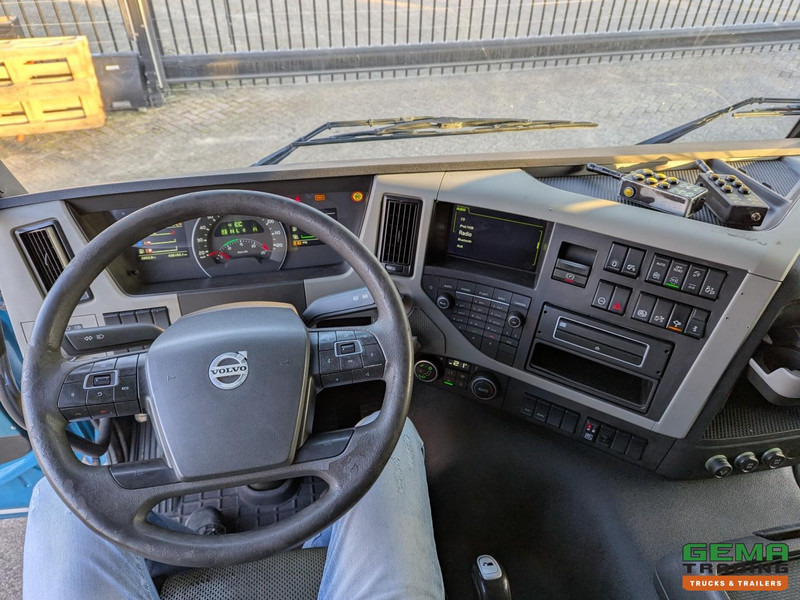 Portacontenedor de cadenas camión Volvo FM 460 6x2/4 Globetrotter Euro6 - JOAB PortaalSysteem 18T - Uitschuifbaar - Afstandbediening - VangmuilKoppeling: foto 16 Portacontenedor de cadenas camión Volvo FM 460 6x2/4 Globetrotter Euro6 - JOAB PortaalSysteem 18T - Uitschuifbaar - Afstandbediening - VangmuilKoppeling: foto 16