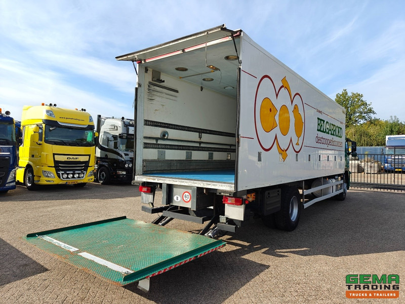 Volvo FM330 4x2 Dagcab Euro5 - KuikenBak 8.4m + Webasto Heater + Dhollandia 2000KG - Transporte de ganado camión: foto 2 Volvo FM330 4x2 Dagcab Euro5 - KuikenBak 8.4m + Webasto Heater + Dhollandia 2000KG - Transporte de ganado camión: foto 2