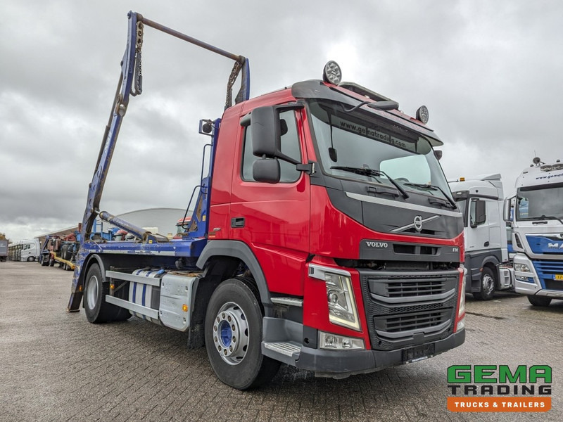 Volvo FM330 4x2 Daycab Euro6 JOAB PortaalSysteem 14T - Extendable - 251.000km (V839) - Portacontenedor de cadenas camión: foto 2 Volvo FM330 4x2 Daycab Euro6 JOAB PortaalSysteem 14T - Extendable - 251.000km (V839) - Portacontenedor de cadenas camión: foto 2