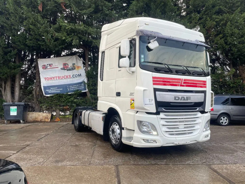 DAF XF 106.460 4X2 Tractor-unit Spring/Air Retarder Euro6 - Cabeza tractora: foto 1 DAF XF 106.460 4X2 Tractor-unit Spring/Air Retarder Euro6 - Cabeza tractora: foto 1