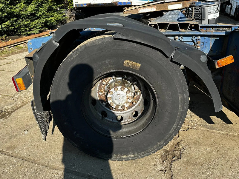DAF XF 95.380 4X2 Tractor-unit Spring/Air ZF Manual Euro2 PTO - Cabeza tractora: foto 5 DAF XF 95.380 4X2 Tractor-unit Spring/Air ZF Manual Euro2 PTO - Cabeza tractora: foto 5